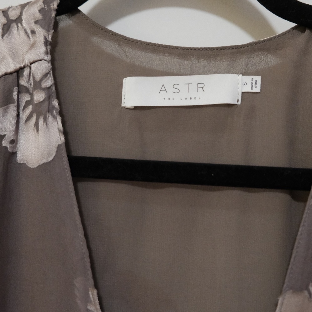 ASTR - Picture 2 of 3